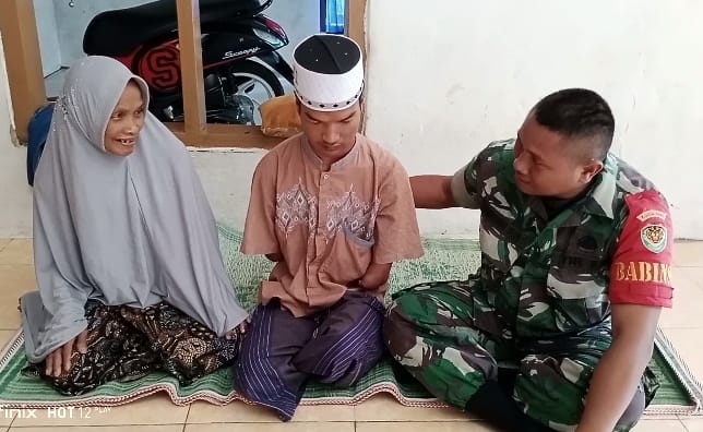 Kepedulian Babinsa Koramil 0602-12/Ciomas Kepada Warga Penyandang Disabilitas Kepedulian Babinsa Koramil 0602-12/Ciomas Kepada Warga Penyandang Disabilitas