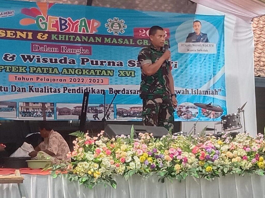 Danramil 0111/Pagelaran Hadiri Acara Kelulusan Siswa Siswi SMK IPTEK Patia Danramil 0111/Pagelaran Hadiri Acara Kelulusan Siswa Siswi SMK IPTEK Patia