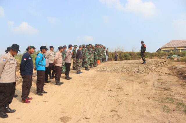 Sebelum Mulai Kegiatan, Dan SSK TMMD Kodim 0623/Cilegon Beri Pengarahan Kepada Prajurit