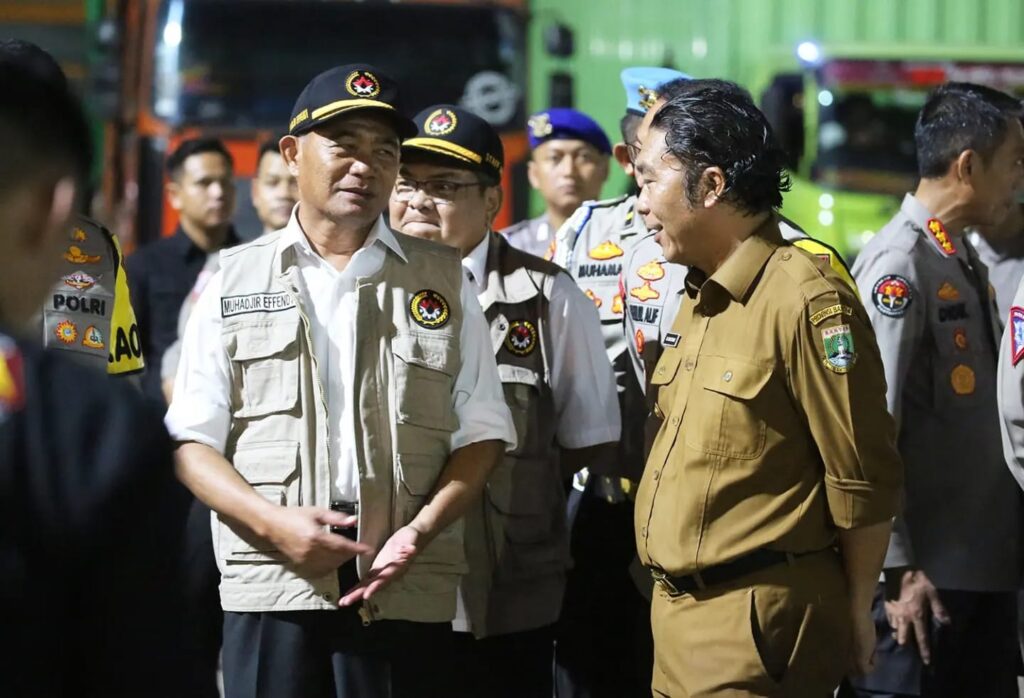 Pemprov Banten Raih Apresiasi Atas Pelayanan Arus Mudik Lebaran 1444 H/2023 M Pemprov Banten Raih Apresiasi Atas Pelayanan Arus Mudik Lebaran 1444 H/2023 M