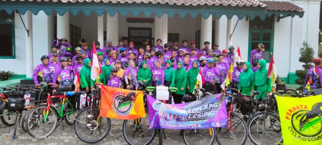 Dandim 0601/Pandeglang, Melepas Peserta Trip Gowes To Tanjung Lesung Dihalaman Makodim