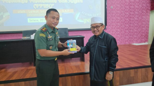 Dandim 0601/Pandeglang Berikan Materi Wasbang di Ponpes Modern Al Mizan