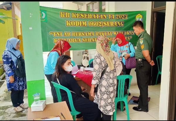 Peringati Harganas Ke-30, Kodim 0602/Serang gandeng Dinas Kesehatan Gelar Program KB Kesehatan