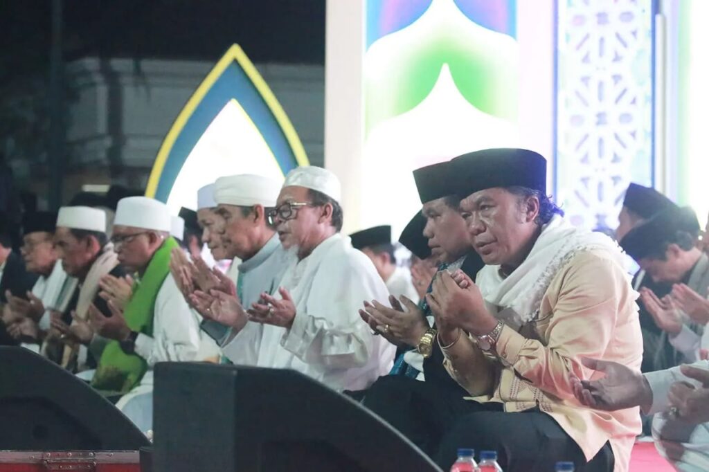 Istighosah Hari Bhayangkara Ke-77, Pj Gubernur Banten Al Muktabar Ajak Tingkatkan Cinta Tanah Air