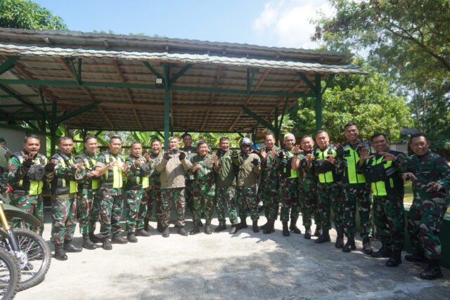 Tempuh Jarak Ratusan Kilometer, Danrem 064/MY Dampingi Pangdam III/Siliwangi Monitoring Wilayah Lebak dan Pandeglang