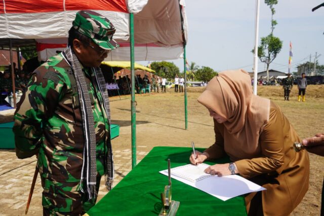 Bertindak Sebagai IRUP, Bupati Pandeglang Buka Kegiatan TMMD Ke-117 Kodim 0601/Pandeglang