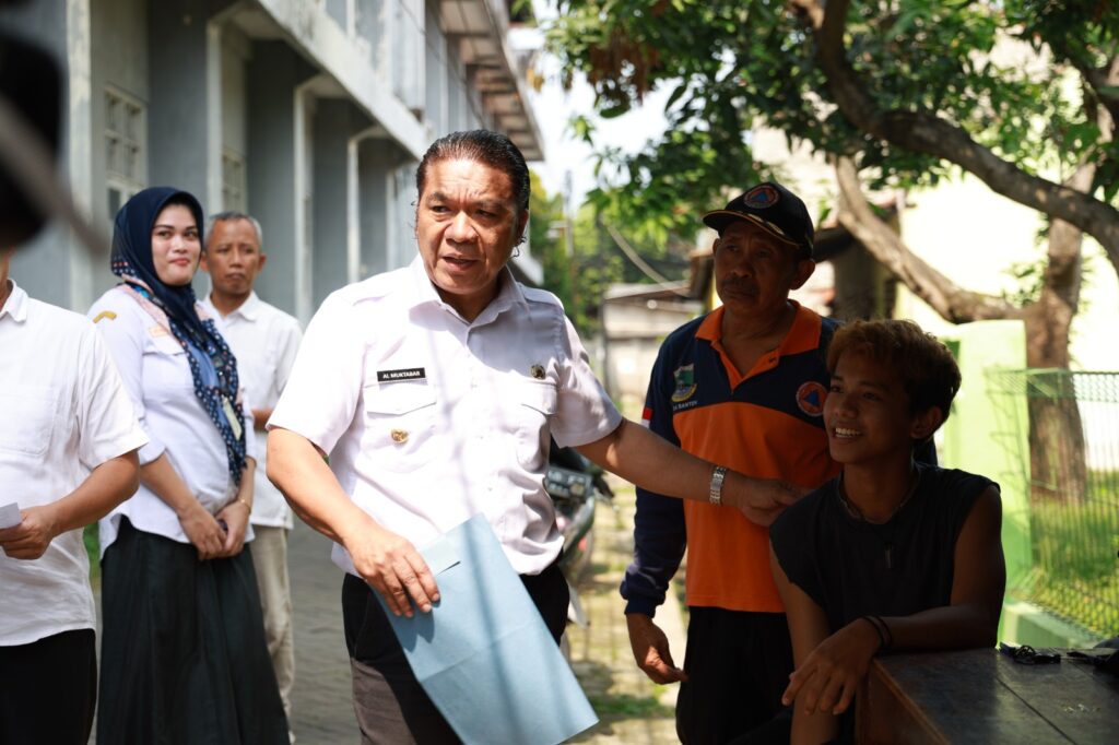 Al Muktabar Verifikasi Faktual Siswa Lulus PPDB SMAN I Kota Serang ke Rumah