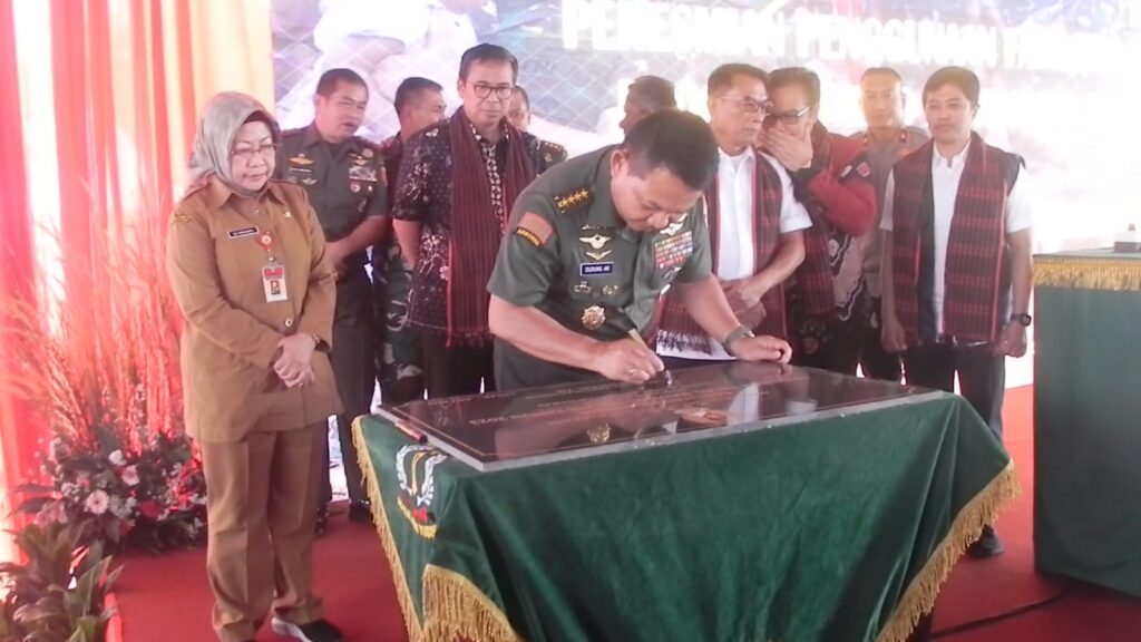 Kasad Jenderal TNI Dudung Abdurachman Resmikan Penggunaan Fasilitas Air Bersih