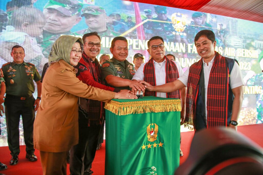 Pj Sekda Virgojanti : Pemprov Banten Apresiasi Program TNI AD Manunggal Air Bersih Pj Sekda Virgojanti : Pemprov Banten Apresiasi Program TNI AD Manunggal Air Bersih