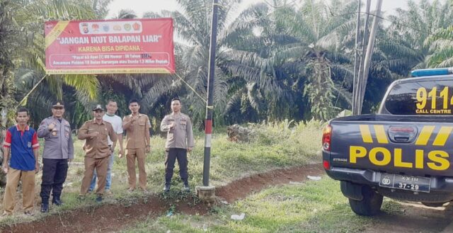 Muspika Picung Pasang Baliho Larangan Balapan Liar, Kapolsek Picung: Kalau Membandel, Bisa di Pidana