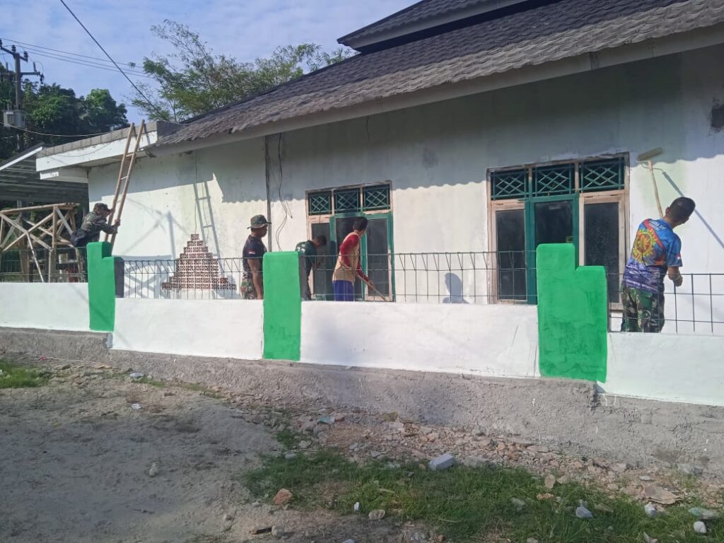 Percantik Mesjid, TMMD 117 Kodim 0601/Pandeglang Lakukan Pengecatan Percantik Mesjid, TMMD 117 Kodim 0601/Pandeglang Lakukan Pengecatan