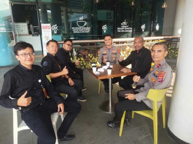 Jum’at Curhat Polsek KSKP Merak, Siapkan Keamanan di Kegiatan Agustus Fest