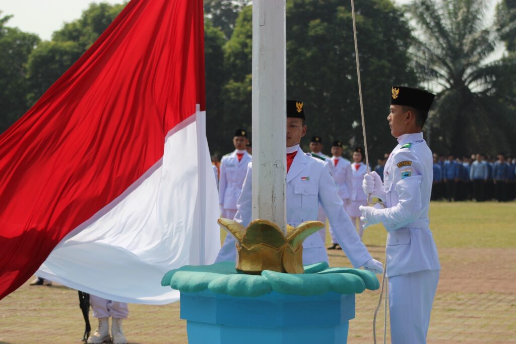 Dandim Bacakan Teks Pancasila Pada Upacara HUT Ke-78 RI Di Alun-alun Pandeglang Dandim Bacakan Teks Pancasila Pada Upacara HUT Ke-78 RI Di Alun-alun Pandeglang