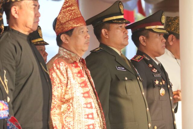 Kasdim 0602/Serang Ikuti Upacara HUT RI Ke 78 Di Alun Alun Kabupaten Serang