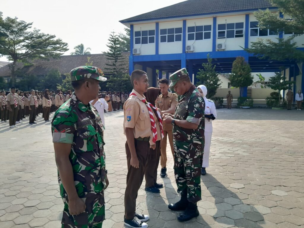 Danramil 0110/Labuan, Buka Acara Latihan Dasar Kedisiplinan (LDK) SMKN 3 Pandeglang Danramil 0110/Labuan, Buka Acara Latihan Dasar Kedisiplinan (LDK) SMKN 3 Pandeglang