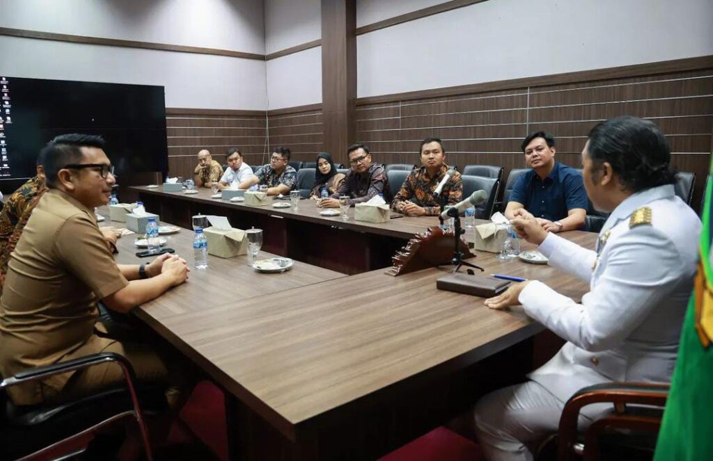 Pj Gubernur Sambut Baik Rencana Pelaksanaan Rakernas HIPMI di Banten Pj Gubernur Sambut Baik Rencana Pelaksanaan Rakernas HIPMI di Banten