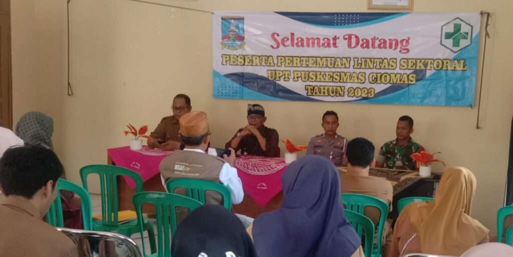 Babinsa Koramil 0602-12/Ciomas Koptu Suparjono Menghadiri Pertemuan Lintas Sektoral Babinsa Koramil 0602-12/Ciomas Koptu Suparjono Menghadiri Pertemuan Lintas Sektoral