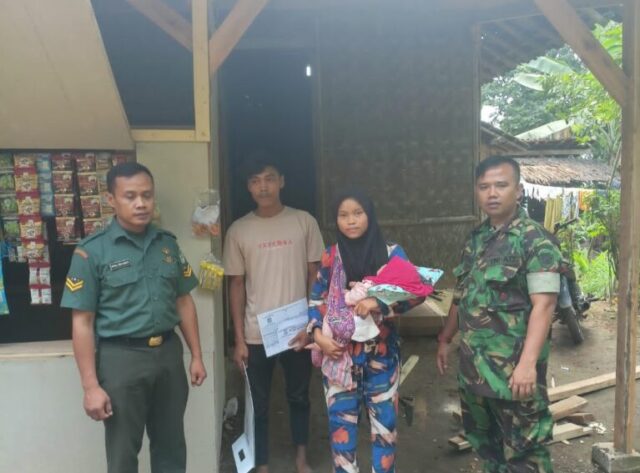 Babinsa Dampingi Anak Penderita Hydrosefalus Untuk Berobat ke RSUD Banten