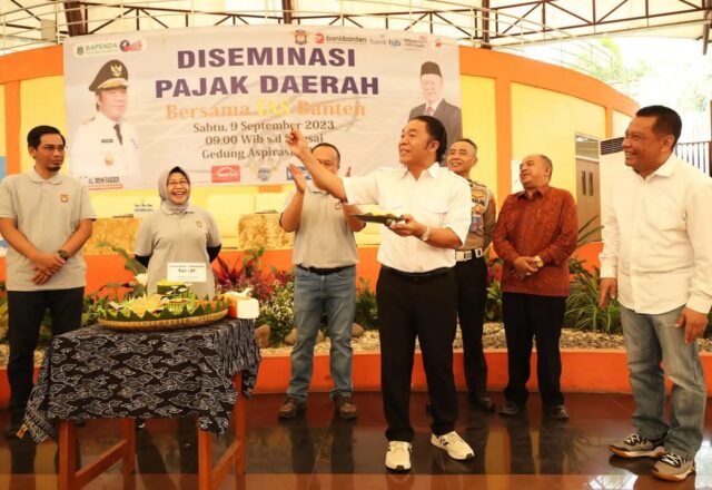 Pj Gubernur Banten Luncurkan TeBaSS, Situs Diskon Belanja Untuk Pembayar Pajak Kendaraan Bermotor