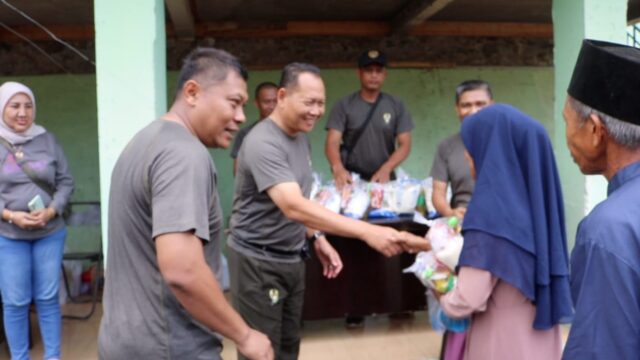 Sambut HUT TNI Ke 78, Kodim 0602/Serang Serahkan Bantuan 270 Paket Sembako