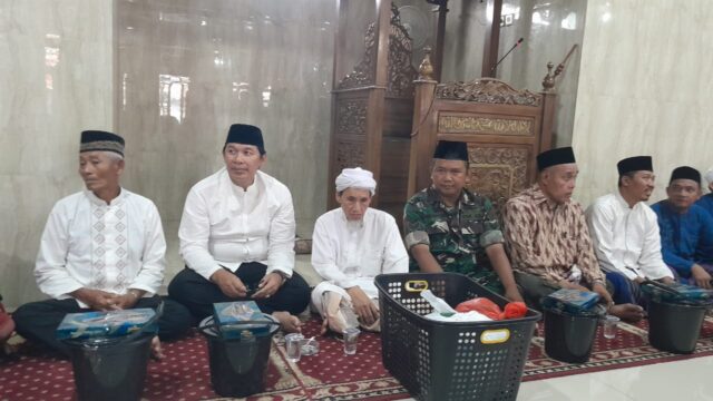 Pererat Silaturahmi, Babinsa Koramil 0602-04/Taktakan Hadiri Peringatan Maulid Nabi Muhammad SAW