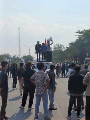 HMI Unras di KP3B Refleksi HUT Banten Ke 23, HMI: Raport Merah Untuk Banten