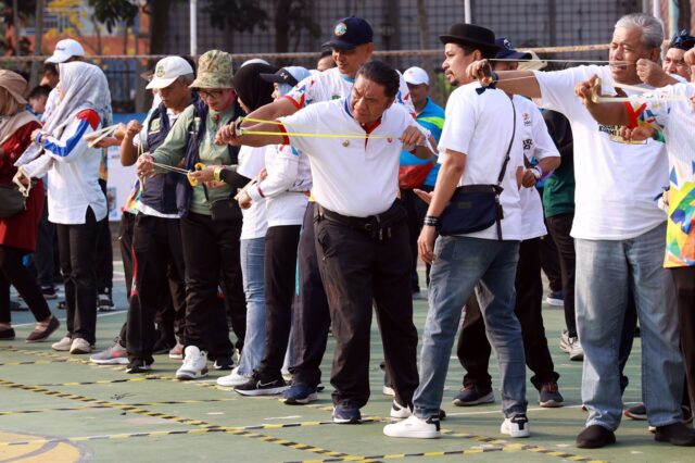 HUT Ke-23, Pemprov Banten Bersama Kormi Banten Pecahkan Rekor Dunia Bermain Ketapel