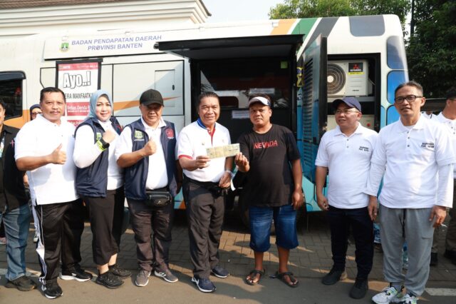 Hampiri Mobil Samling, Pj Gubernur Banten Apresiasi Pembayar PKB