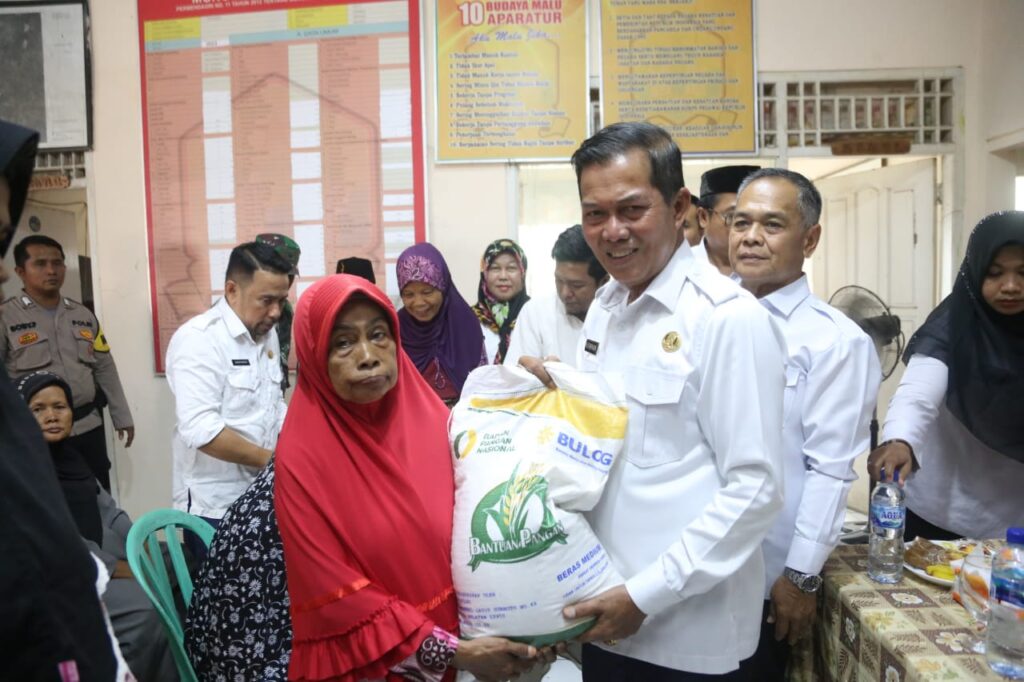 Distribusikan Beras Untuk Masyarakat Kurang Mampu, Pemkot Serang Salurkan 891,51 Ton Beras dari BAPANAS