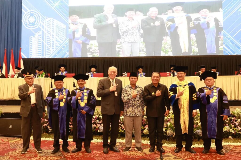 Al Muktabar Ajak Para Sarjana Berkiprah Untuk Negeri Al Muktabar Ajak Para Sarjana Berkiprah Untuk Negeri