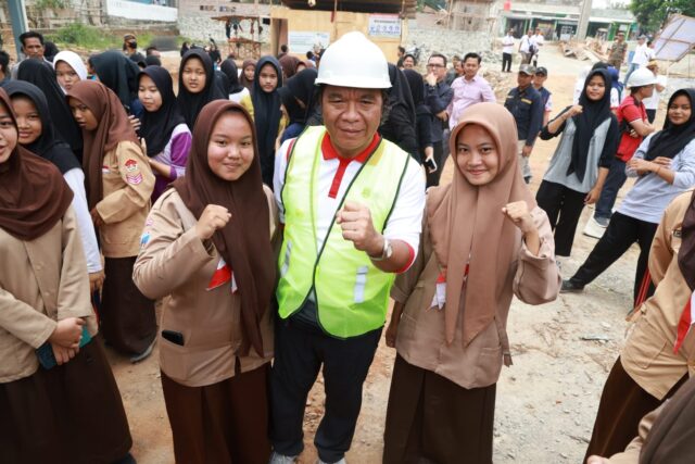 Pastikan Layanan Pendidikan, Al Muktabar Tinjau Pembangunan SMKN 14 Kabupaten Tangerang