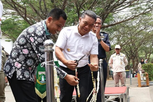 Al Muktabar Lepas Ekspor Perdana Briket Arang Produksi IKM Binaan Pemprov Banten