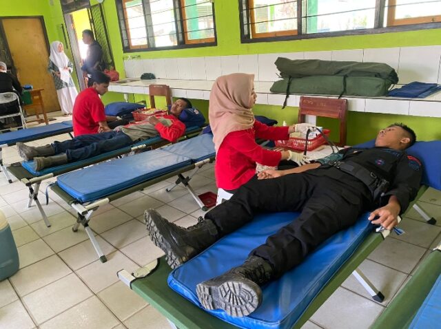 Bhakti Pada Masyarakat, Satbrimob Donorkan Darah Untuk Kebutuhan PMI Lebak