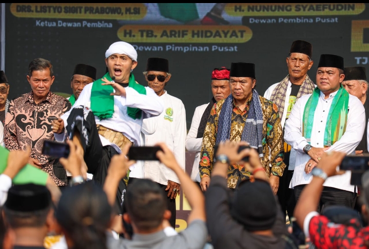 Hadiri Deklarasi TTKKBI, Al Muktabar : Pesilat Pelestari Seni Budaya dan Menciptakan Kamtibmas Hadiri Deklarasi TTKKBI, Al Muktabar : Pesilat Pelestari Seni Budaya dan Menciptakan Kamtibmas