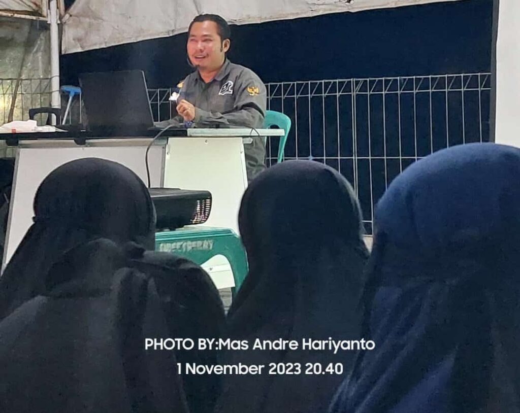 Pembekalan dan Camp Pondok Annahl Cianjur Datangkan Jurnalis Muslim Dalam Tingkatkan Wawasan Santri