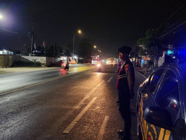 Antisipasi Gangguan Kamtibmas, Unit Patroli Kijang 903 Satsamapta Polres Serang Lakukan Patroli Dialogis