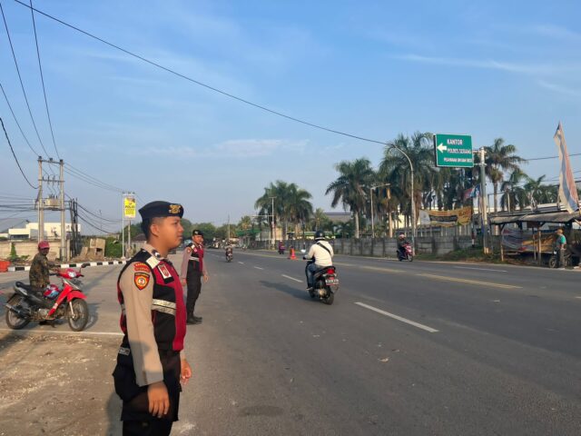 Cegah Gangguan Kamtibmas, Personel Satsamapta Polres Serang laksanakan Strong Point Pagi