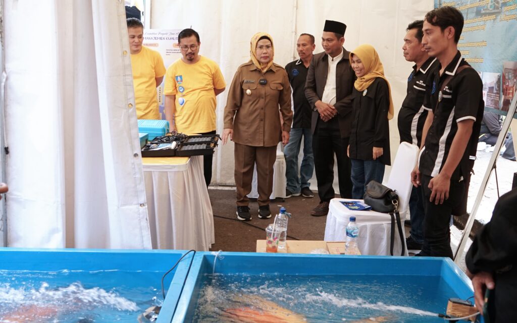 Promosikan Potensi Perikanan, Tatu Bupati Serang Buka Aquatic Festival Promosikan Potensi Perikanan, Tatu Bupati Serang Buka Aquatic Festival