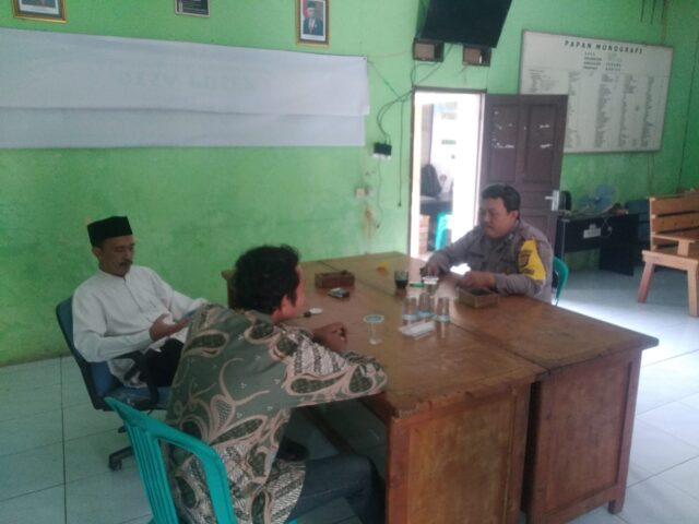 Ngopi Bersama, Cara Bhabinkamtibmas jalin kemitraan dengan perangkat Desa