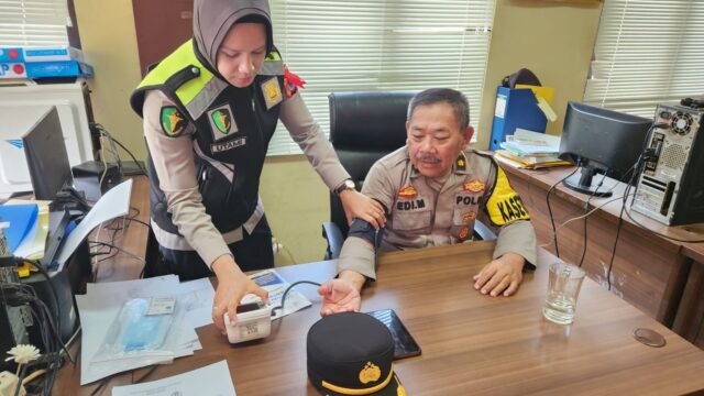Pastikan Sehat, Subsatgas  Dokkes OMB Maung 2023-2024 Polres Serang Lakukan Pengecekan Kesehatan Personil