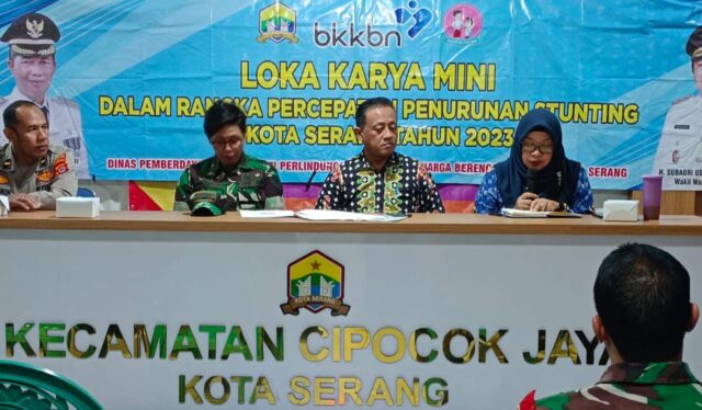 Percepat Penurunan Stunting, Danramil 0602-05/Cipocok Jaya Hadiri Rapat Loka Karya Mini