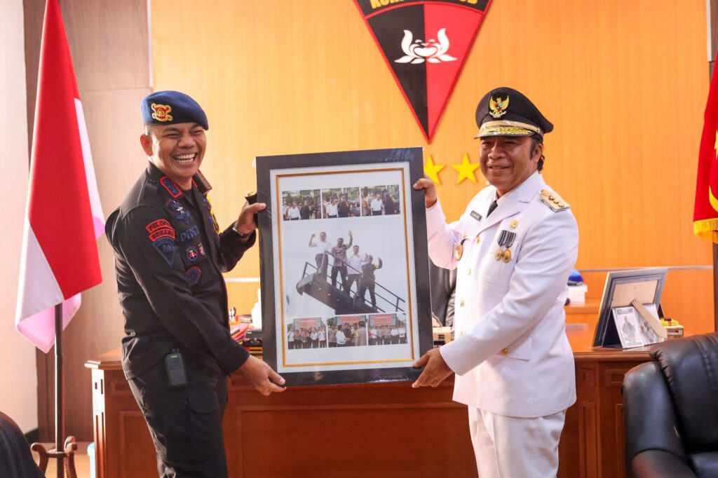 Pj Gubernur : Dedikasi Korps Brimob Pada Bangsa dan Negara Menjaga Stabilitas Pj Gubernur : Dedikasi Korps Brimob Pada Bangsa dan Negara Menjaga Stabilitas