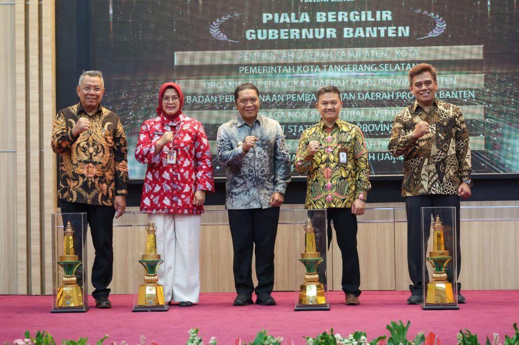 Seluruh Pemda Informatif, Pj Gubernur : Publik Perlu Tahu Berbagai Informasi Pembangunan Seluruh Pemda Informatif, Pj Gubernur : Publik Perlu Tahu Berbagai Informasi Pembangunan