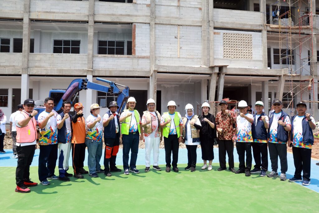 Tingkatkan SDM, Al Muktabar Tinjau Pembangunan 2 SMK di Kota Tangsel