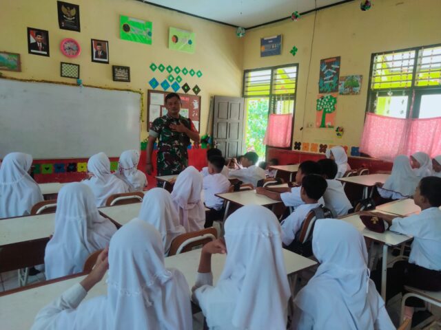Cegah Pelecehan Seksual, Koramil 0602-15/Baros Laksanakan Sosialisasi Kepada Siswa