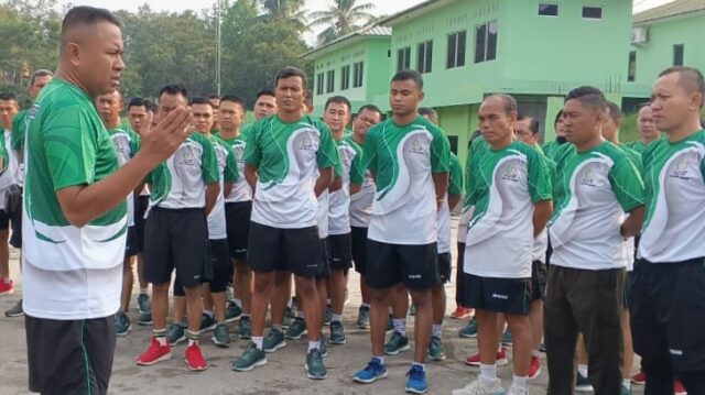 Pimpin Olahraga Bersama, Dandim 0602/Serang Tekankan Anggota Jaga Kesehatan