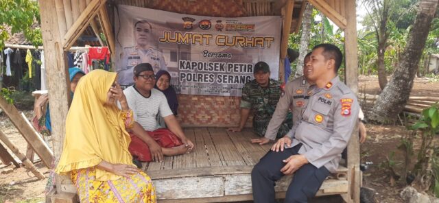 Jum’at Curhat Polsek Petir Ngobrol Santai Dalam Menyerap Aspirasi Masyarakat dan Cooling System