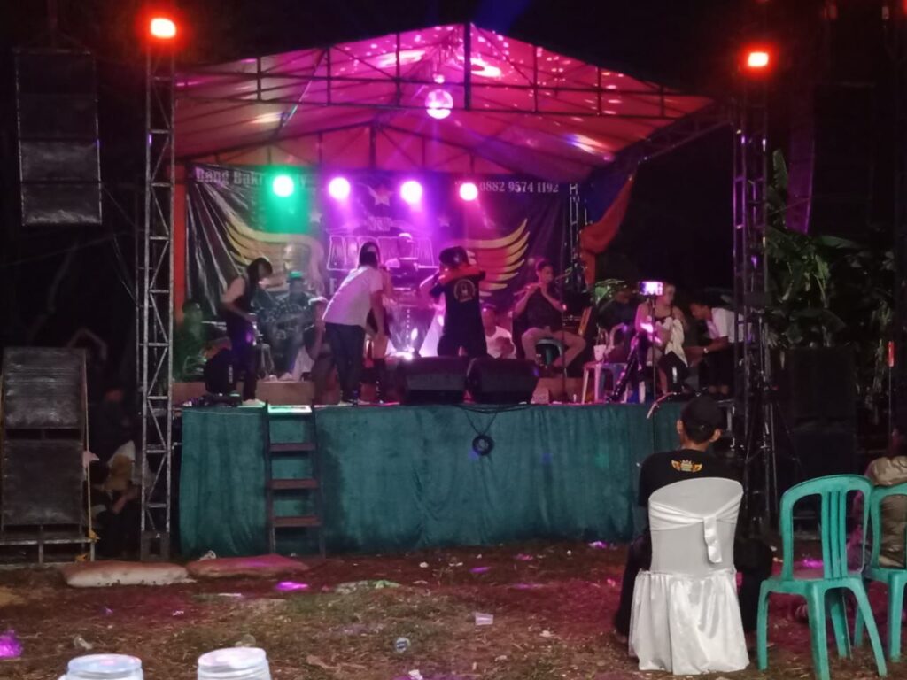 Laksanakan Commander Wish Kapolres Serang, Personil Polsek Carenang Melaksanakan KRYD Malam Laksanakan Commander Wish Kapolres Serang, Personil Polsek Carenang Melaksanakan KRYD Malam