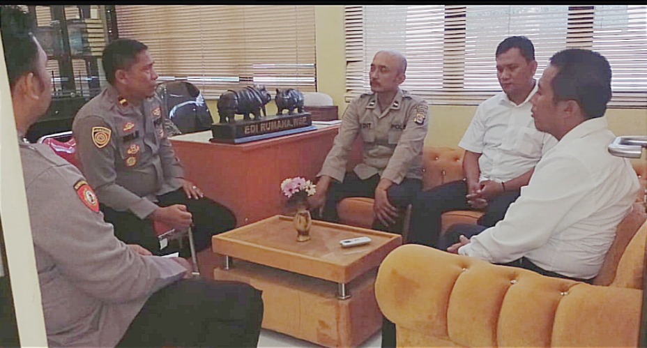 Kapolsek Picung Laksanakan ANEV Bulanan, Ini Tujuan Digelar Anev Kapolsek Picung Laksanakan ANEV Bulanan, Ini Tujuan Digelar Anev