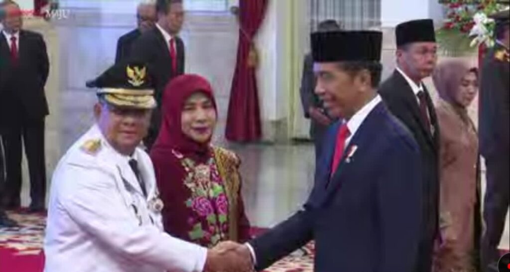 Gantikan Syamsuar, Presiden Jokowi Lantik Edy Nasution Sebagai Gubernur Riau Gantikan Syamsuar, Presiden Jokowi Lantik Edy Nasution Sebagai Gubernur Riau
